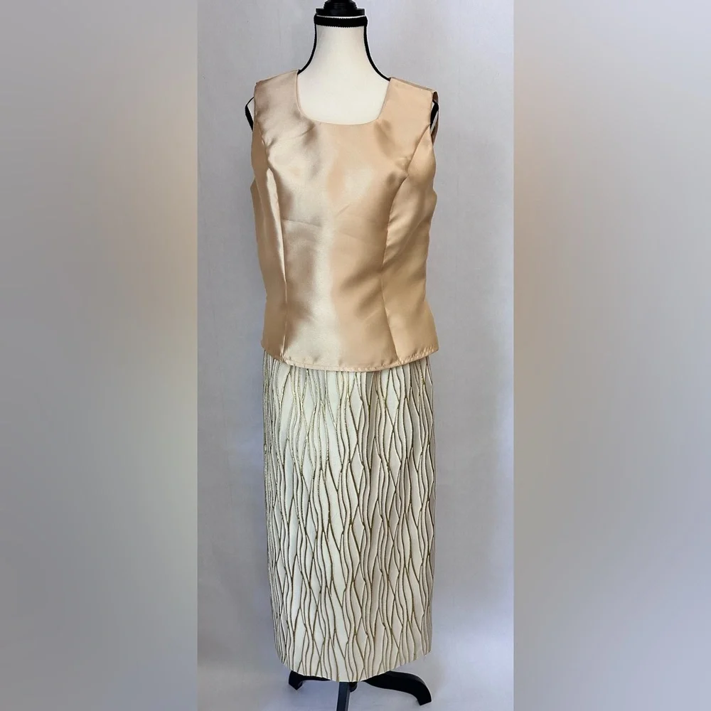 Lily & Taylor New York GORGEOUS LUXURY Suit 3 pcs Size 4 Couture - Picture 4 of 17